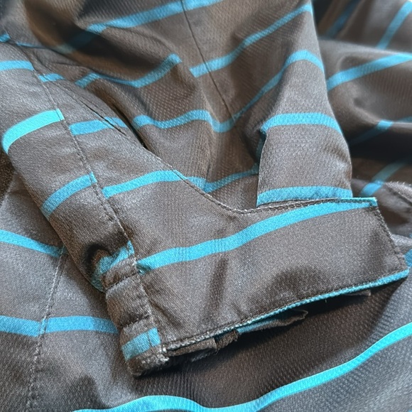 🦖 Empyre black and blue snowboarding jacket - Picture 5 of 9